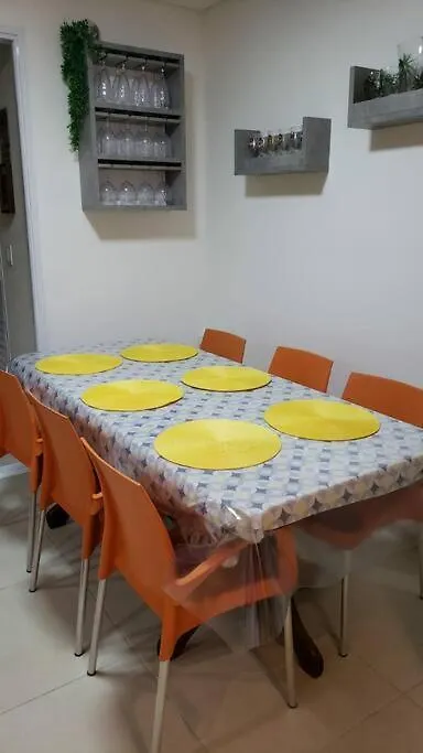 Apto novo, completo e super bem localizado-1